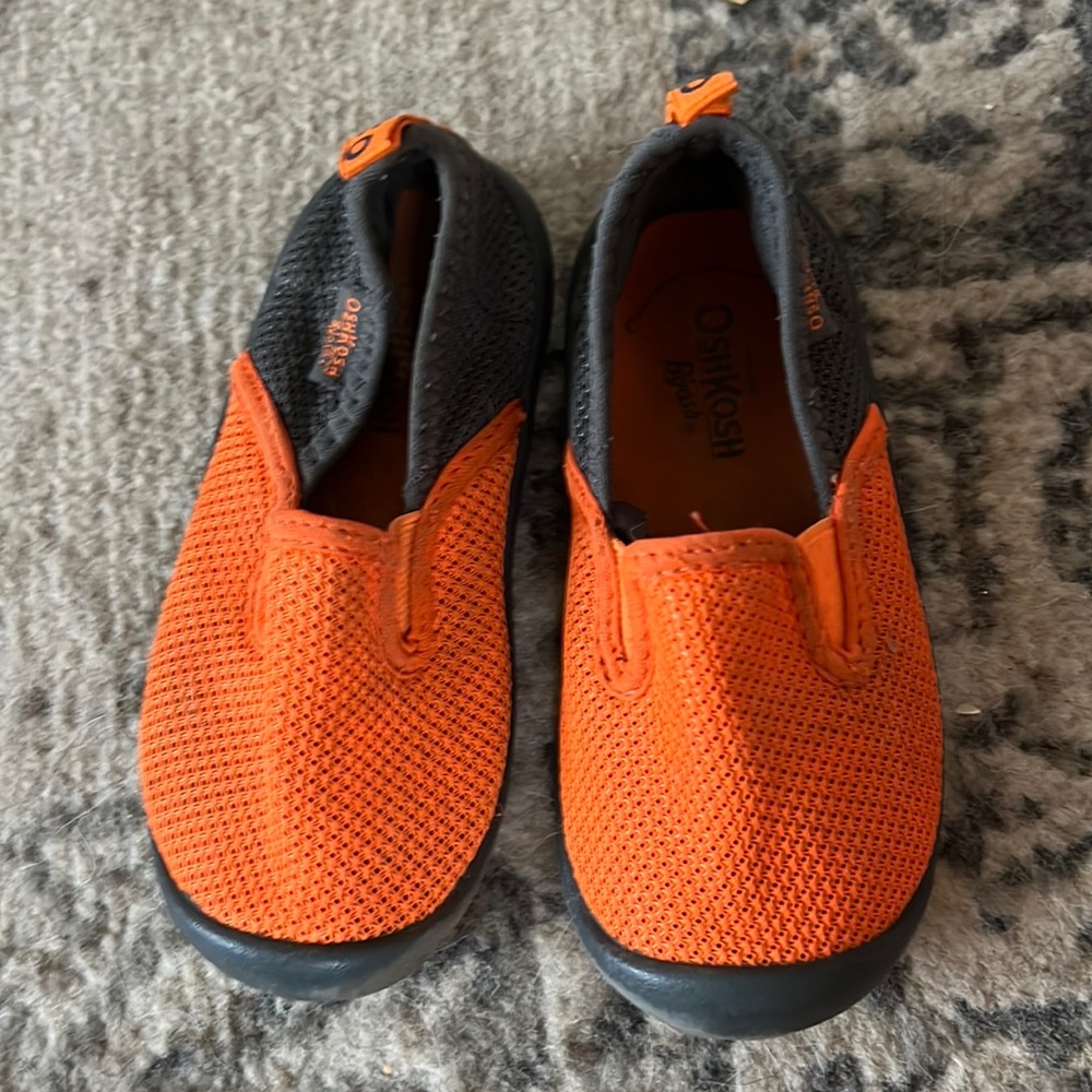 3/$10 toddler water shoes